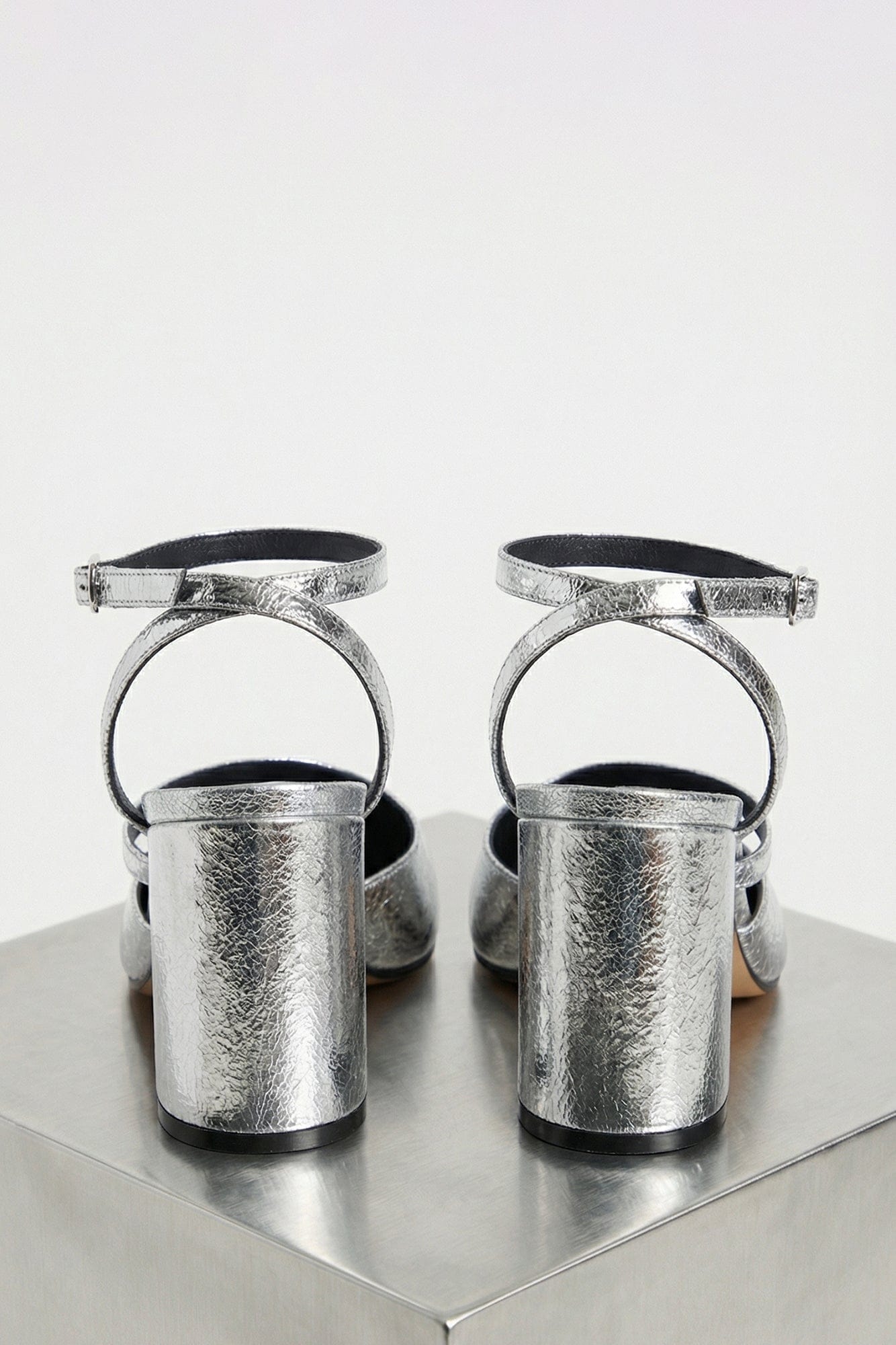 Maison Margiela Tabi Sandal Pump in Silver