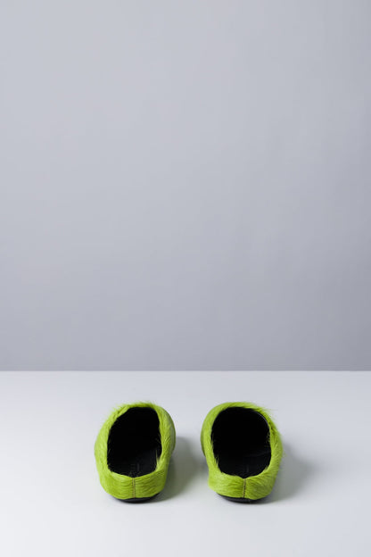 Marni Fussbett Sabot in Bright Green back