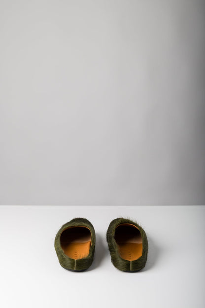 Marni Fussbett Sabot in Green back