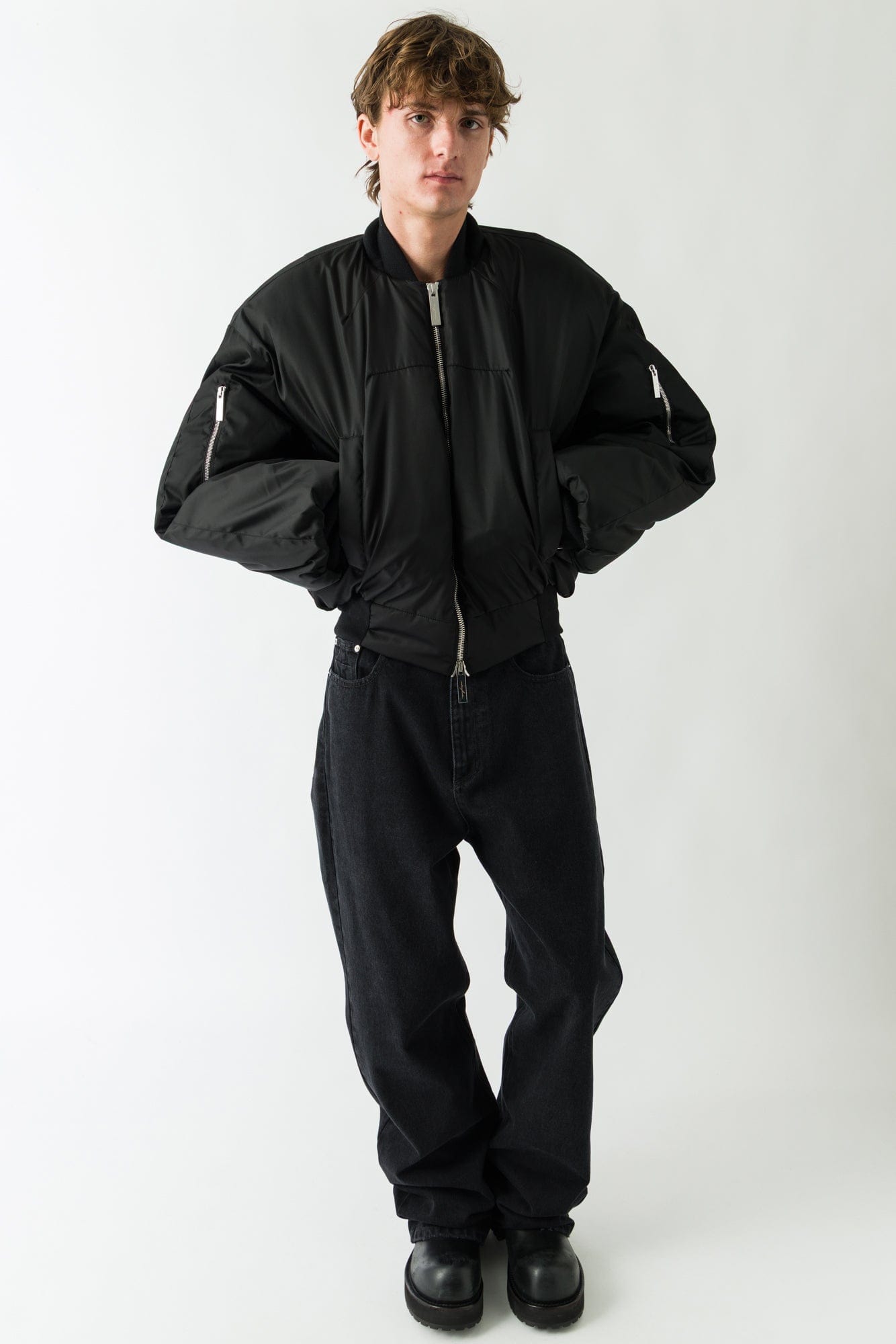 Matières Fécales Bomber in Sclera Black