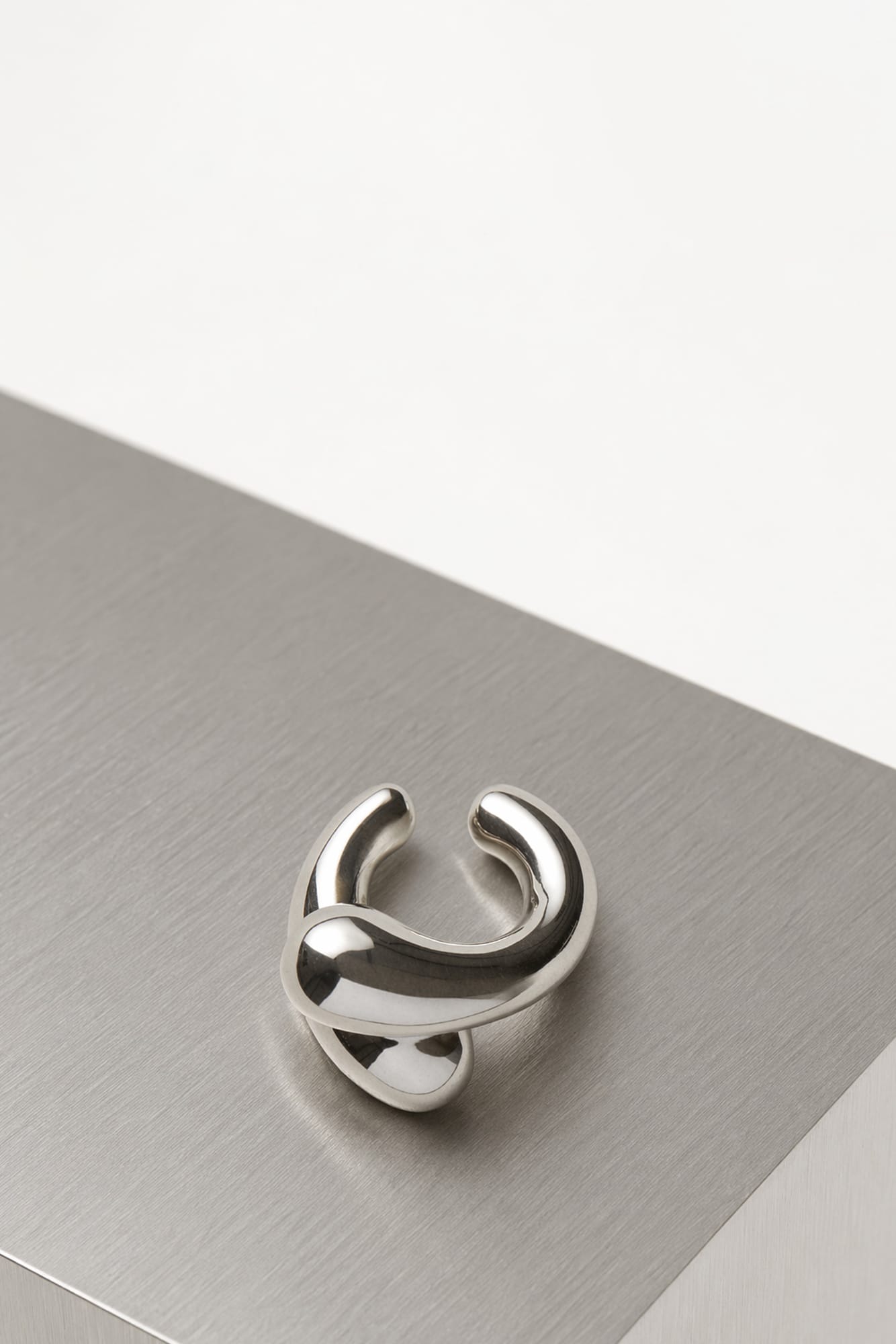Panconesi Blow Up Helix Ear Cuff in Silver close up