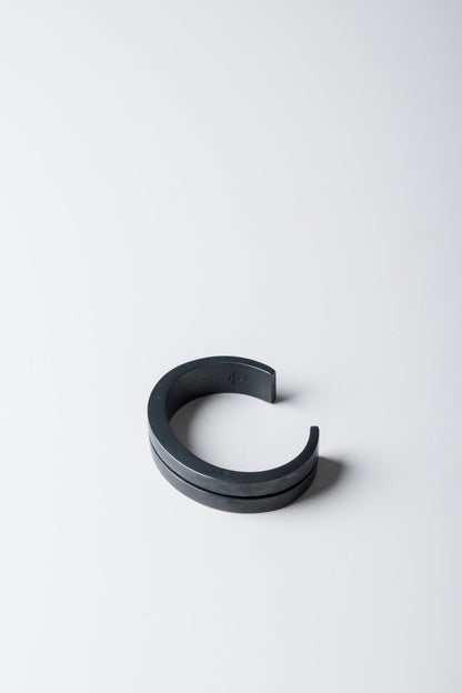 Parts of Four Reduced Crescent Crevice Bracelet v2 (15mm, KA) side