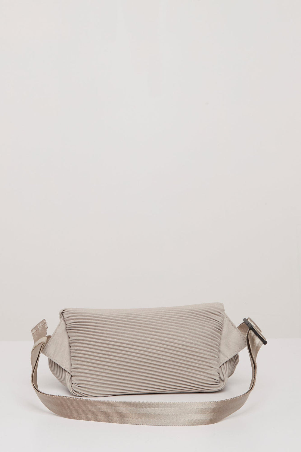 Issey miyake waist bag online