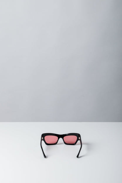 Port Tanger Aryeen in Wardi Lens back