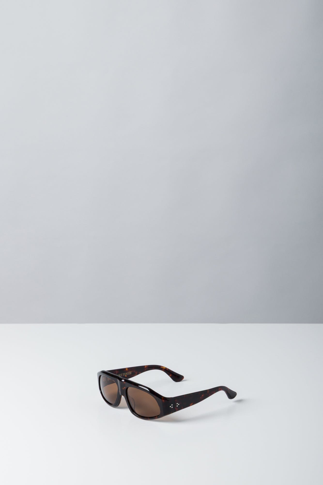 Port Tanger Irfan in Tobacco Lens