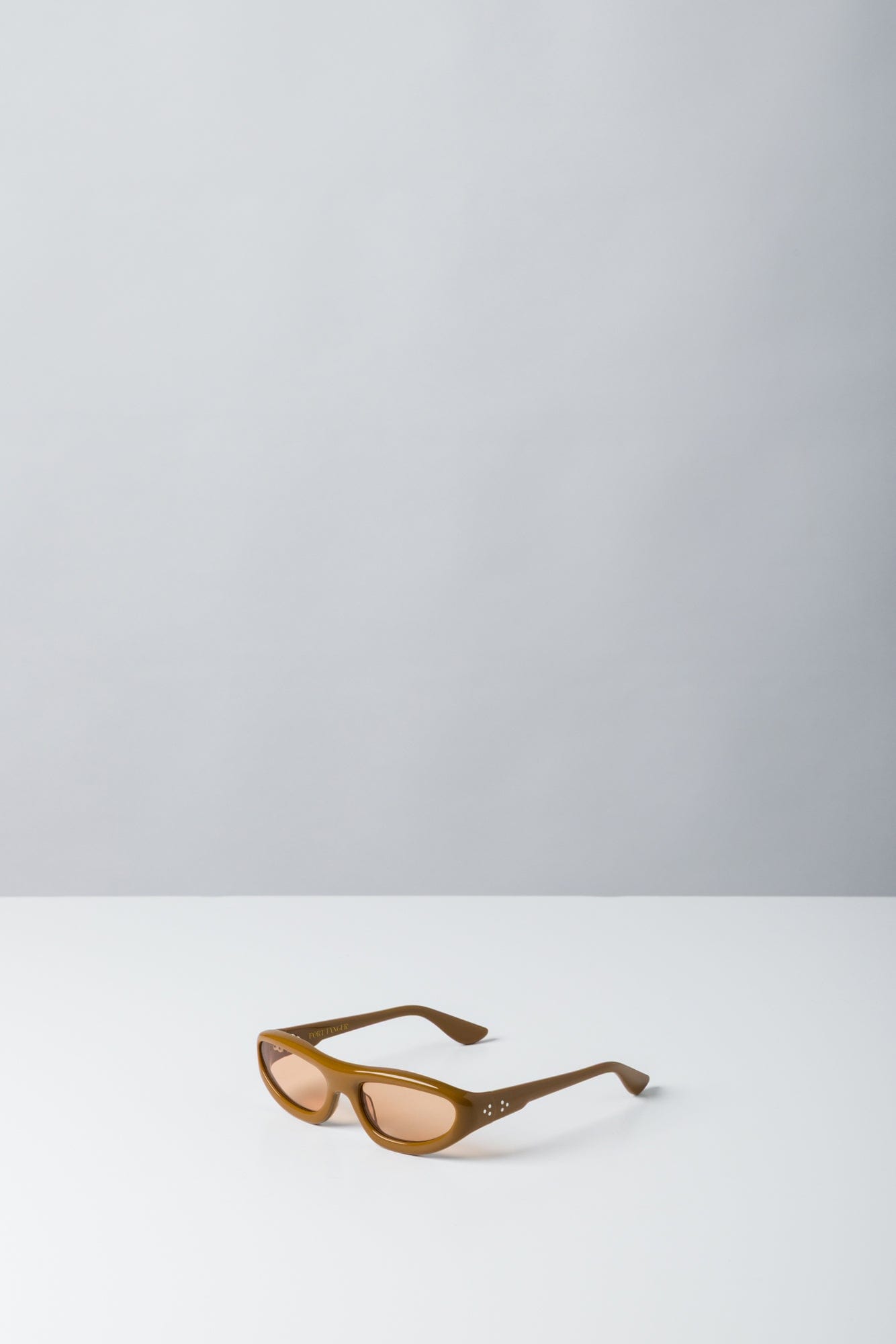 Port Tanger Uns in Amber Lens side