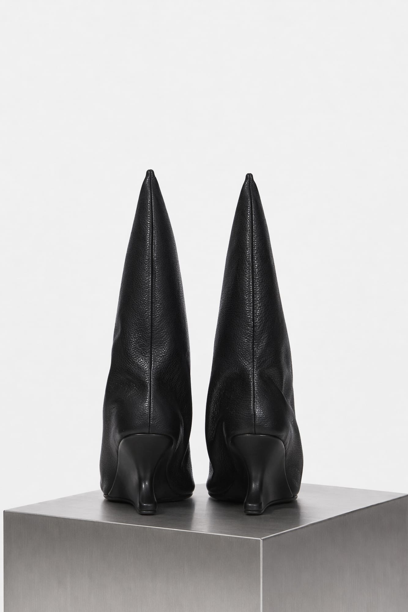 Rick Owens Cantilever Strutter Sandal in Black back