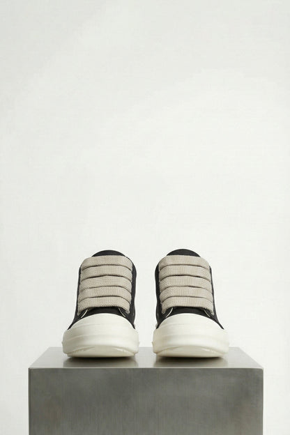 Rick Owens DRKSHDW W Jumbolace Low Sneaks in Black front