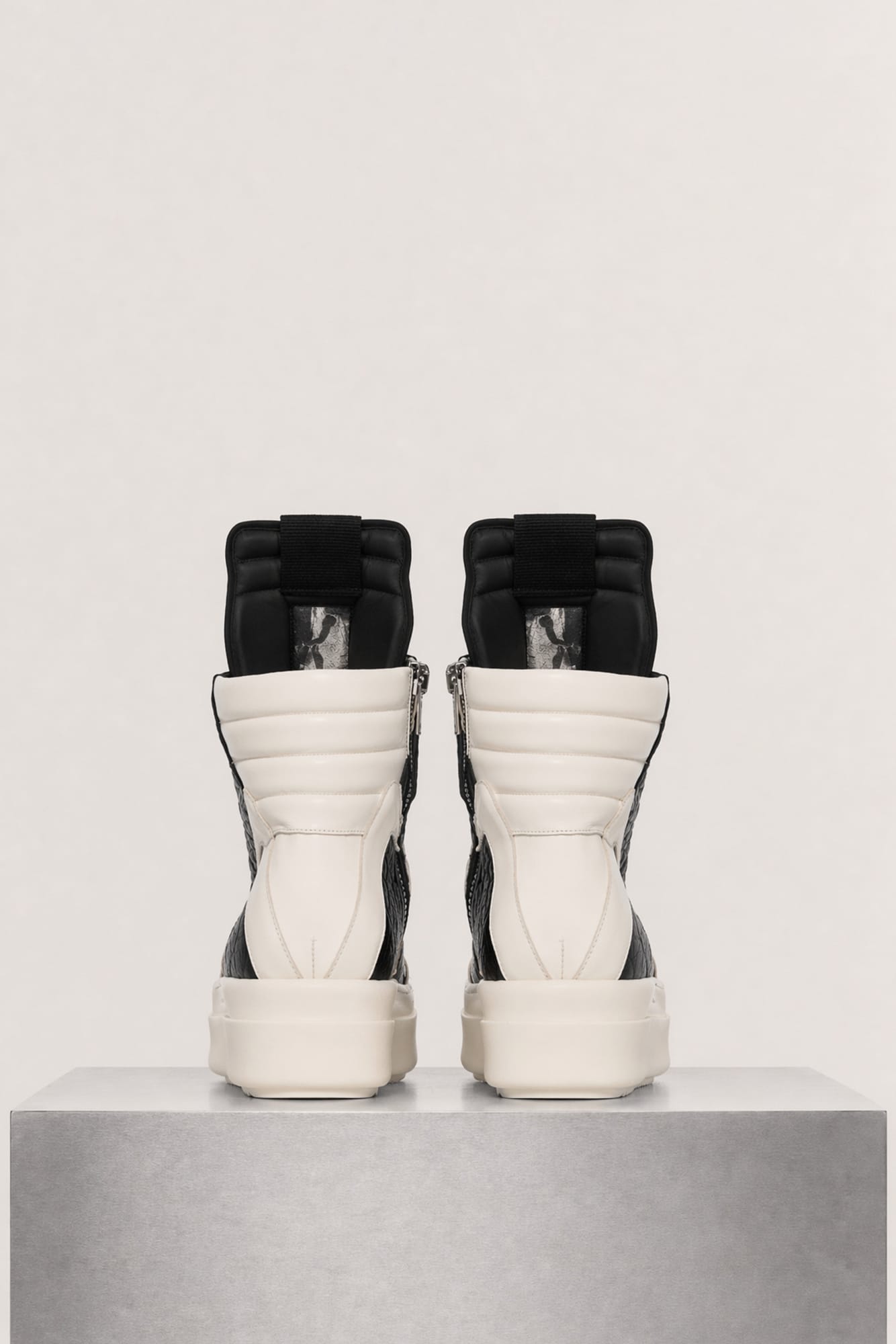 Rick Owens Mega Bumper Geobasket in Black/Milk back