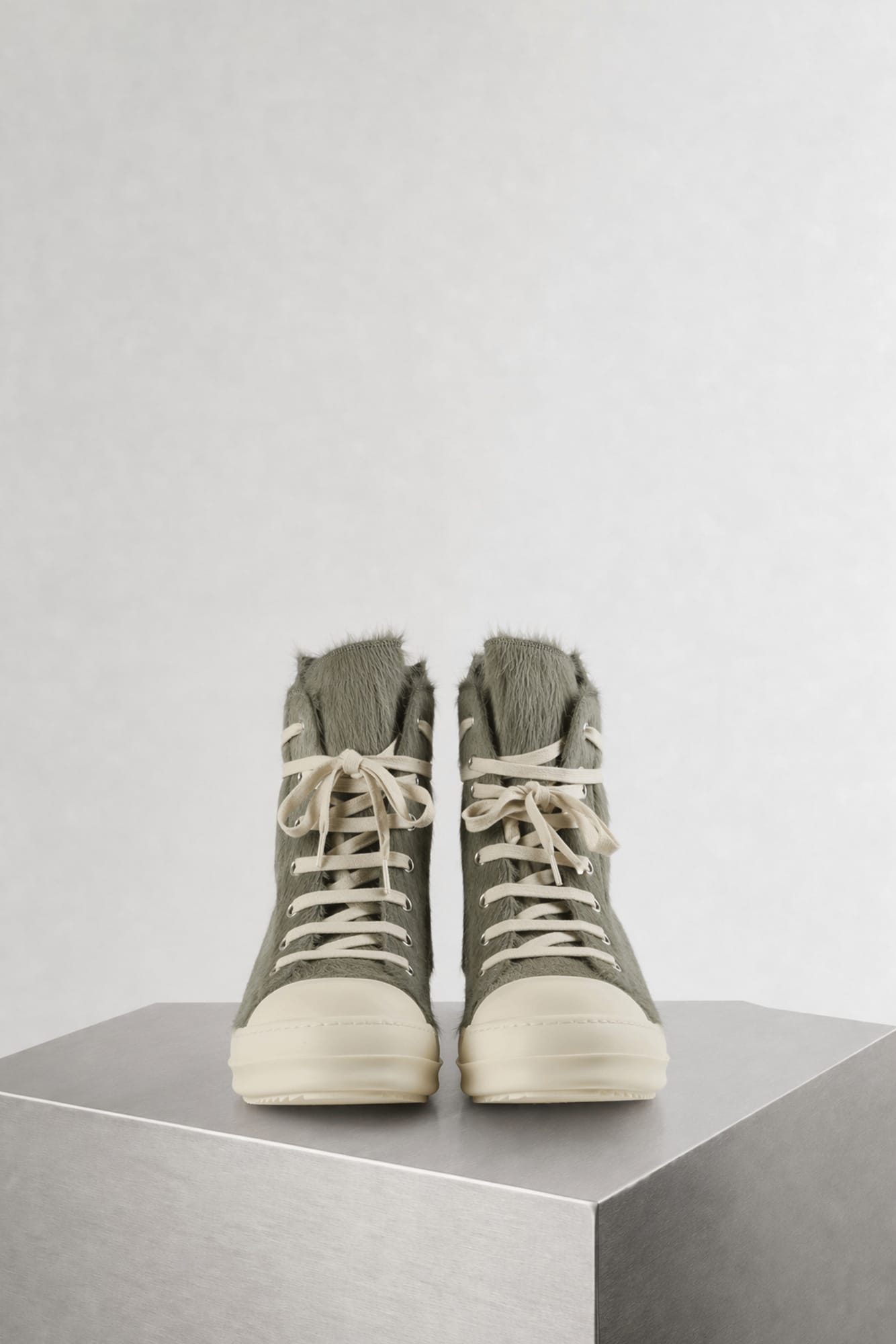 Rick Owens Sneaks in Dark Pearl/Milk