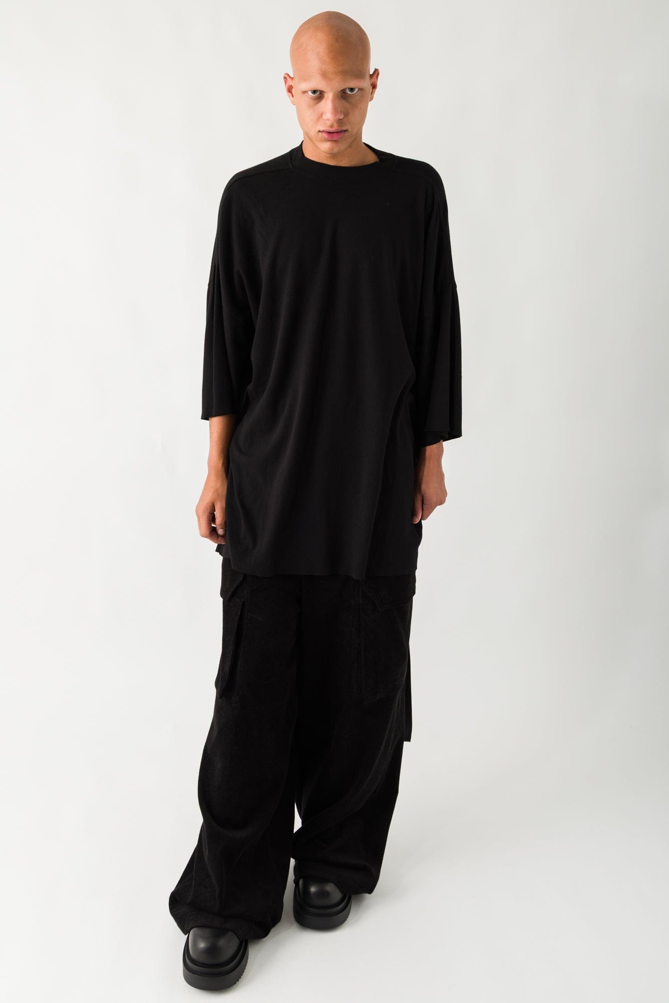 Rick Owens DRKSHDW Tommy T in Black JDB full look