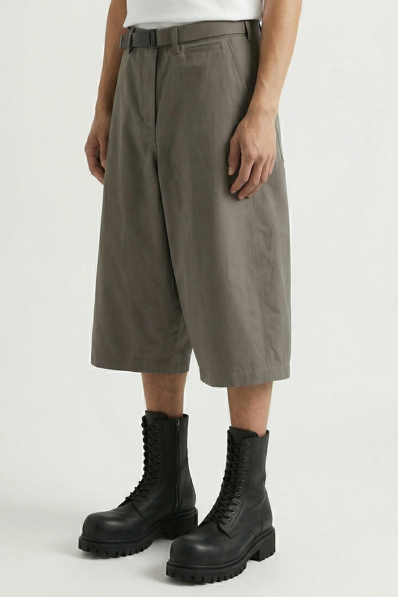 Sacai Cotton Chino Pants in Gray