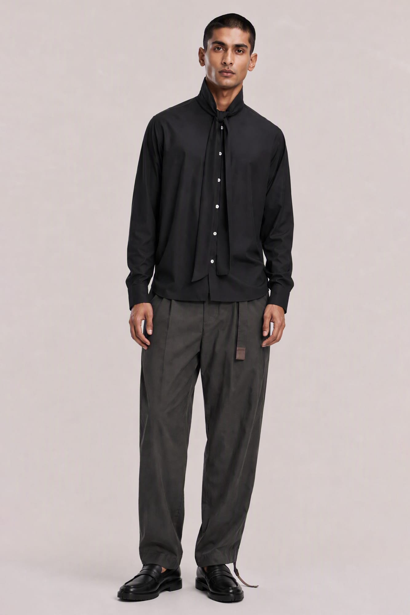 Sacai Poplin Shirt with Satin Tie full look