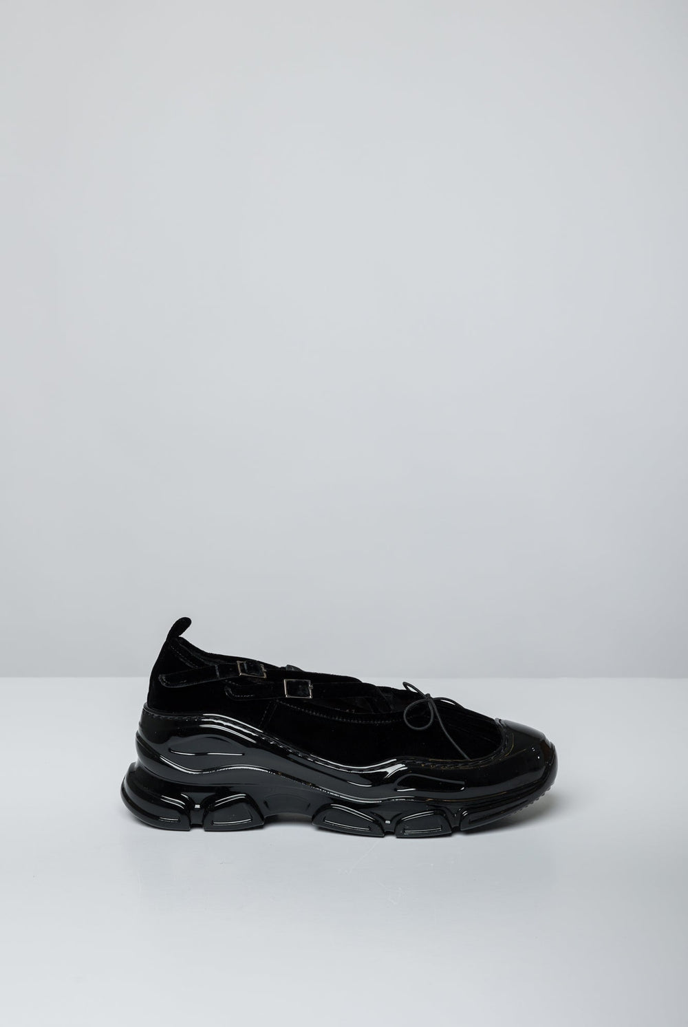 Simone Rocha Classic Criss Cross Tracker Ballerina – Antidote Fashion ...