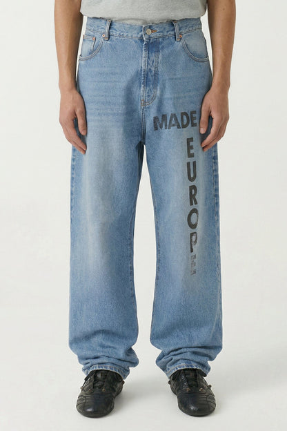 Vetements Made in Europe Jeans in Blue