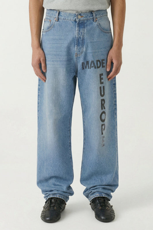 Vetements Made in Europe Jeans in Blue
