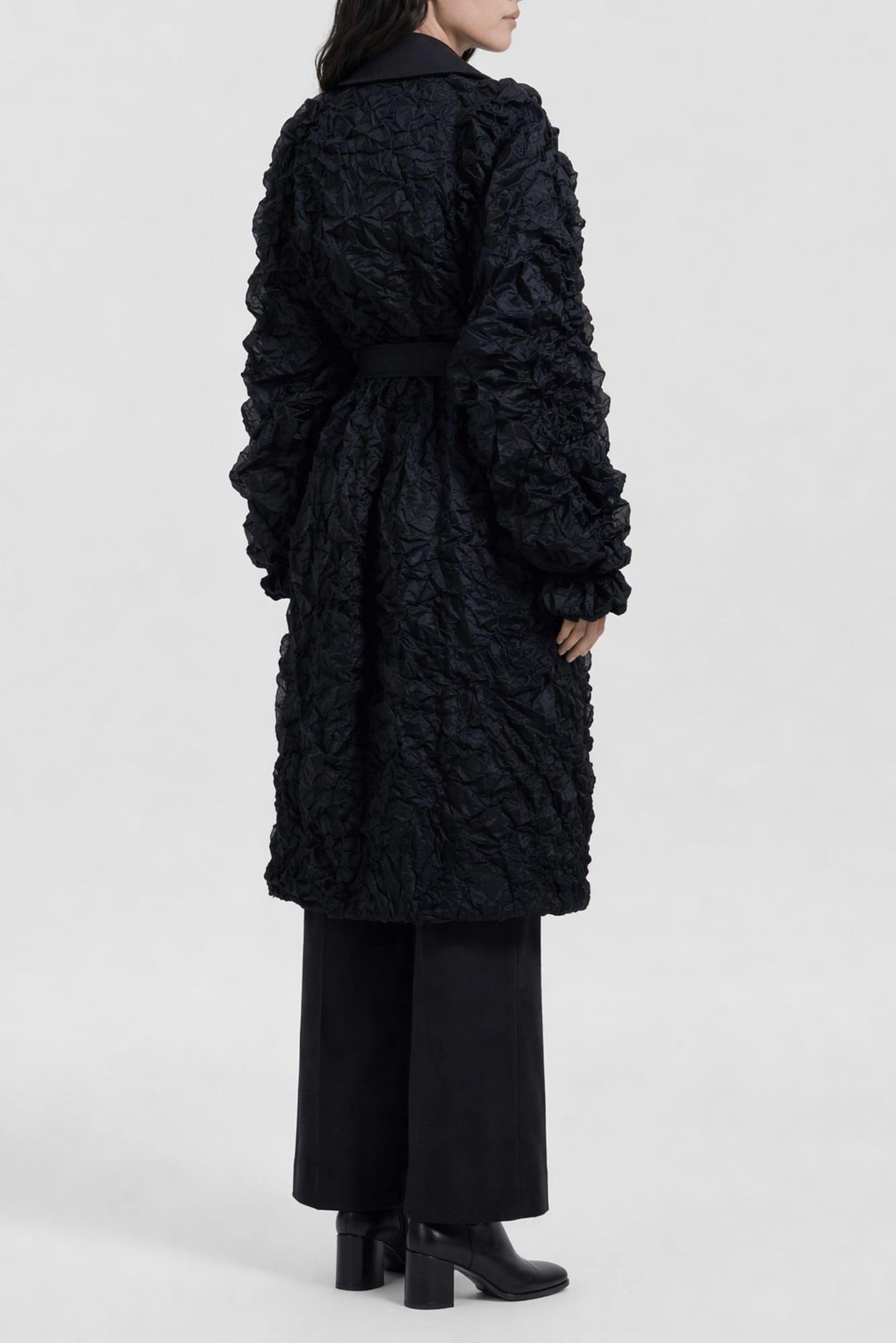 Viktor & Rolf Crinkle Trench in Black SS26 back