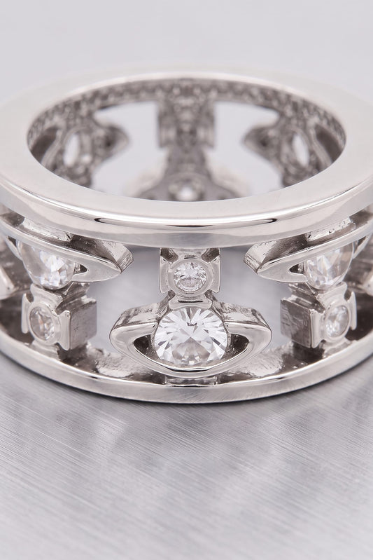 Vivienne Westwood Cheshire Ring close up