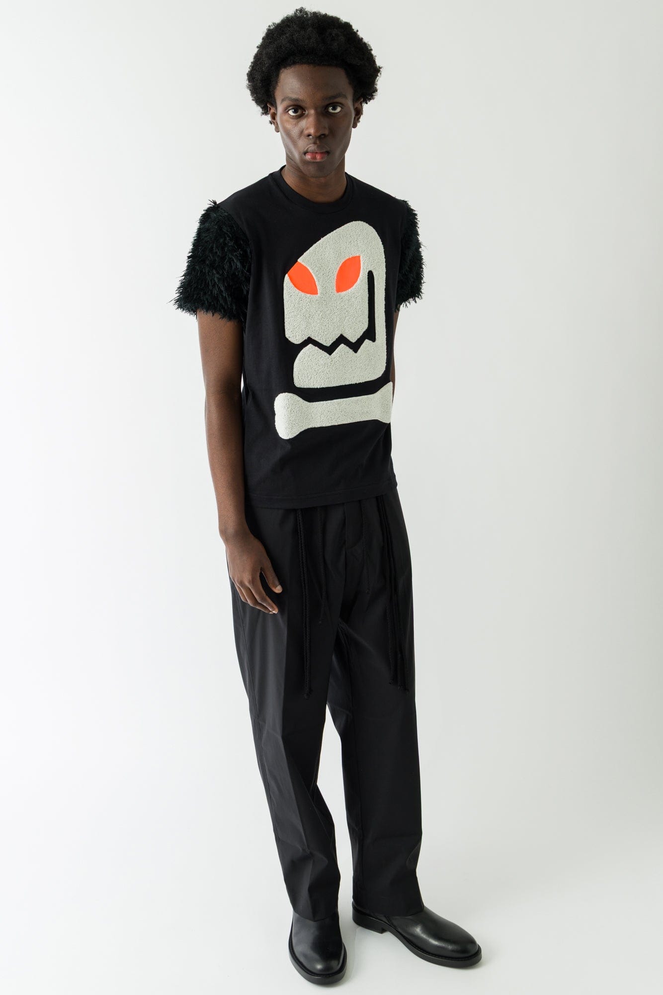 Walter Van Beirendonck Alien Skull T full look
