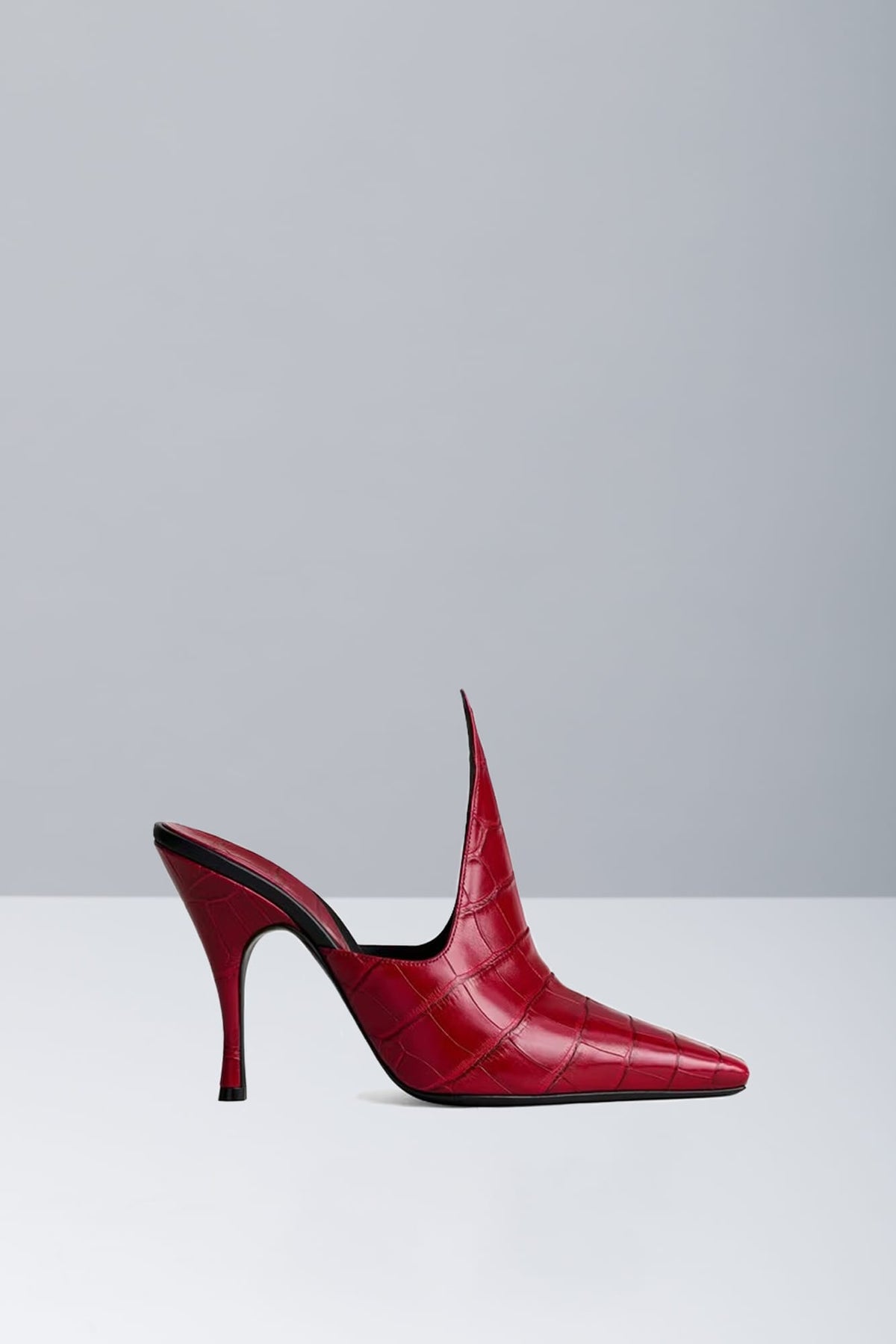 Alaïa Court Mules 100