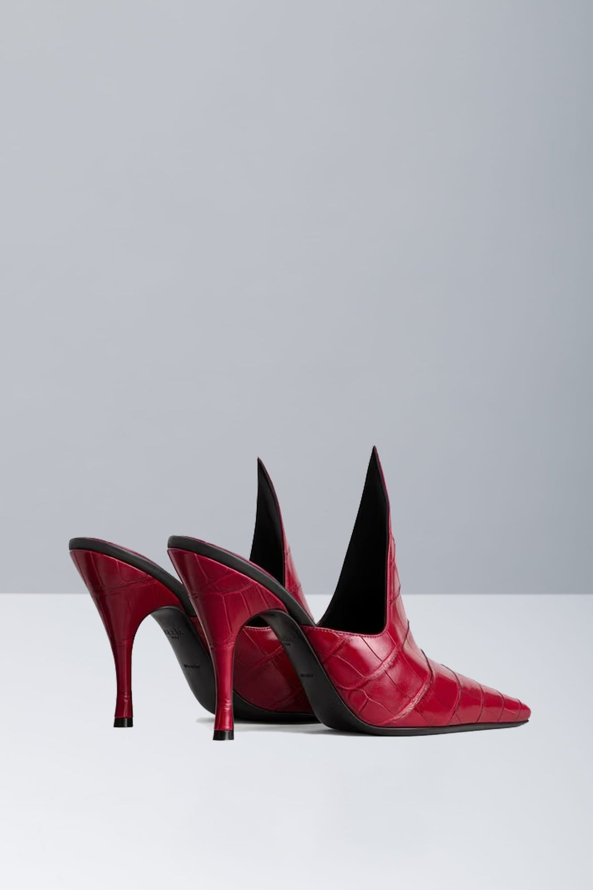 Alaïa Court Mules 100