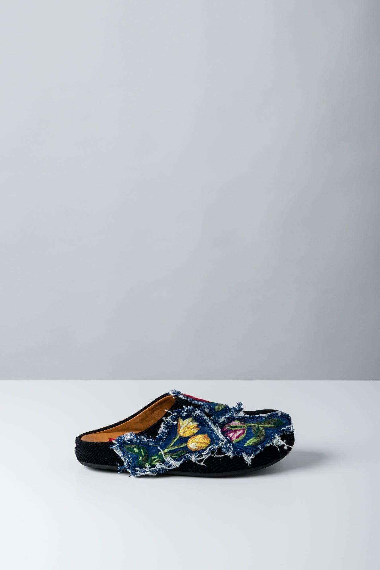 Marni Corduroy Fussbett Sabot