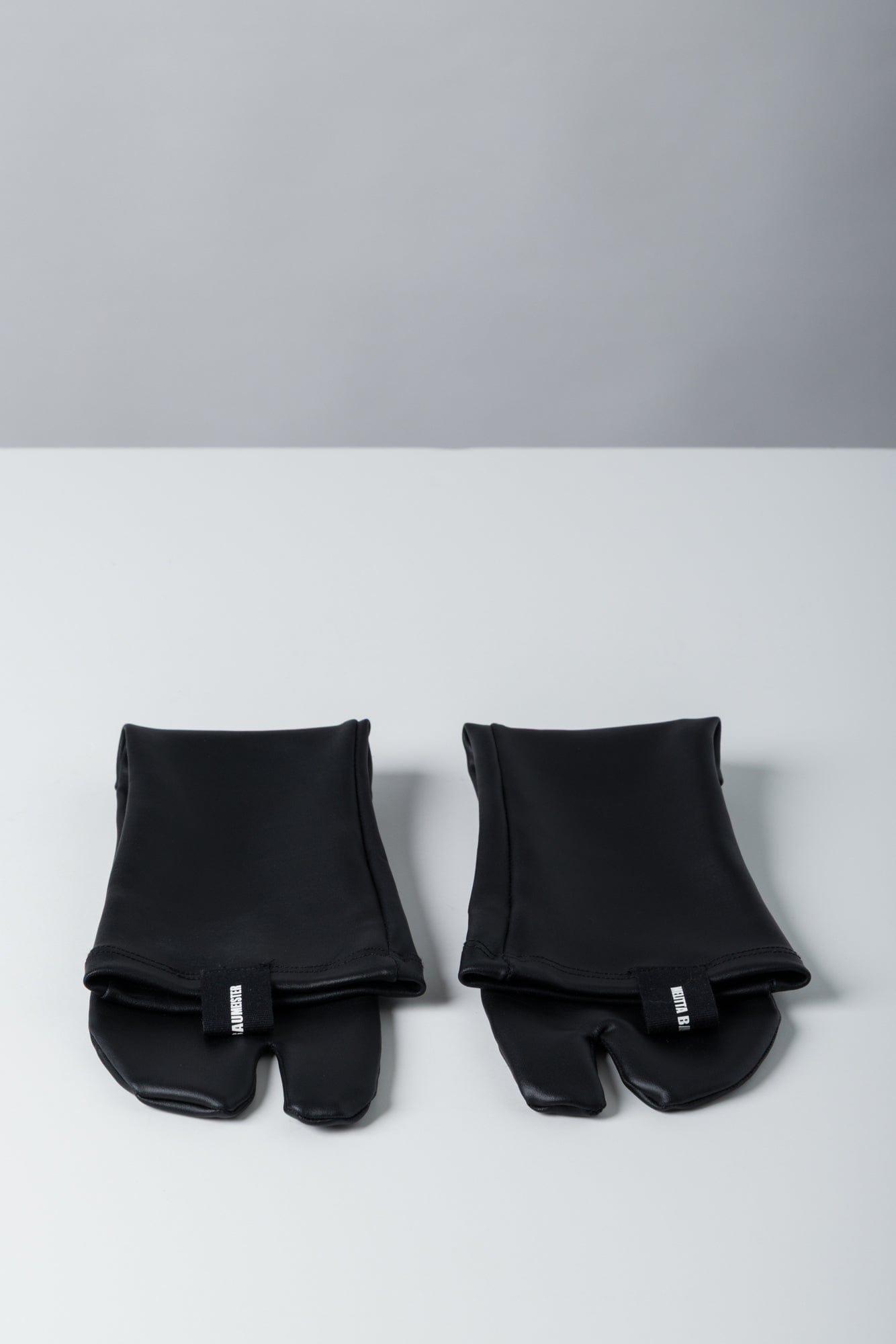 Melitta Baumeister Split Toe Socks