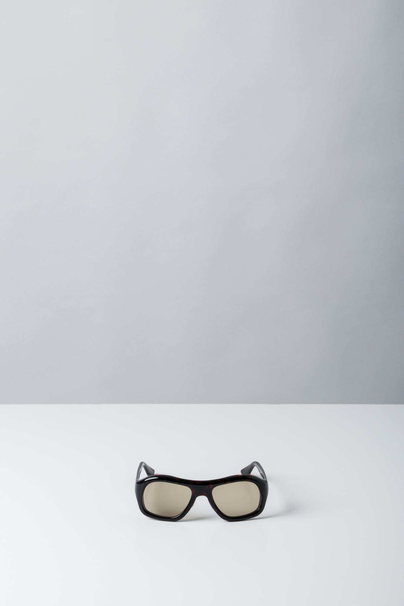 Port Tanger Gray in Olive Lens