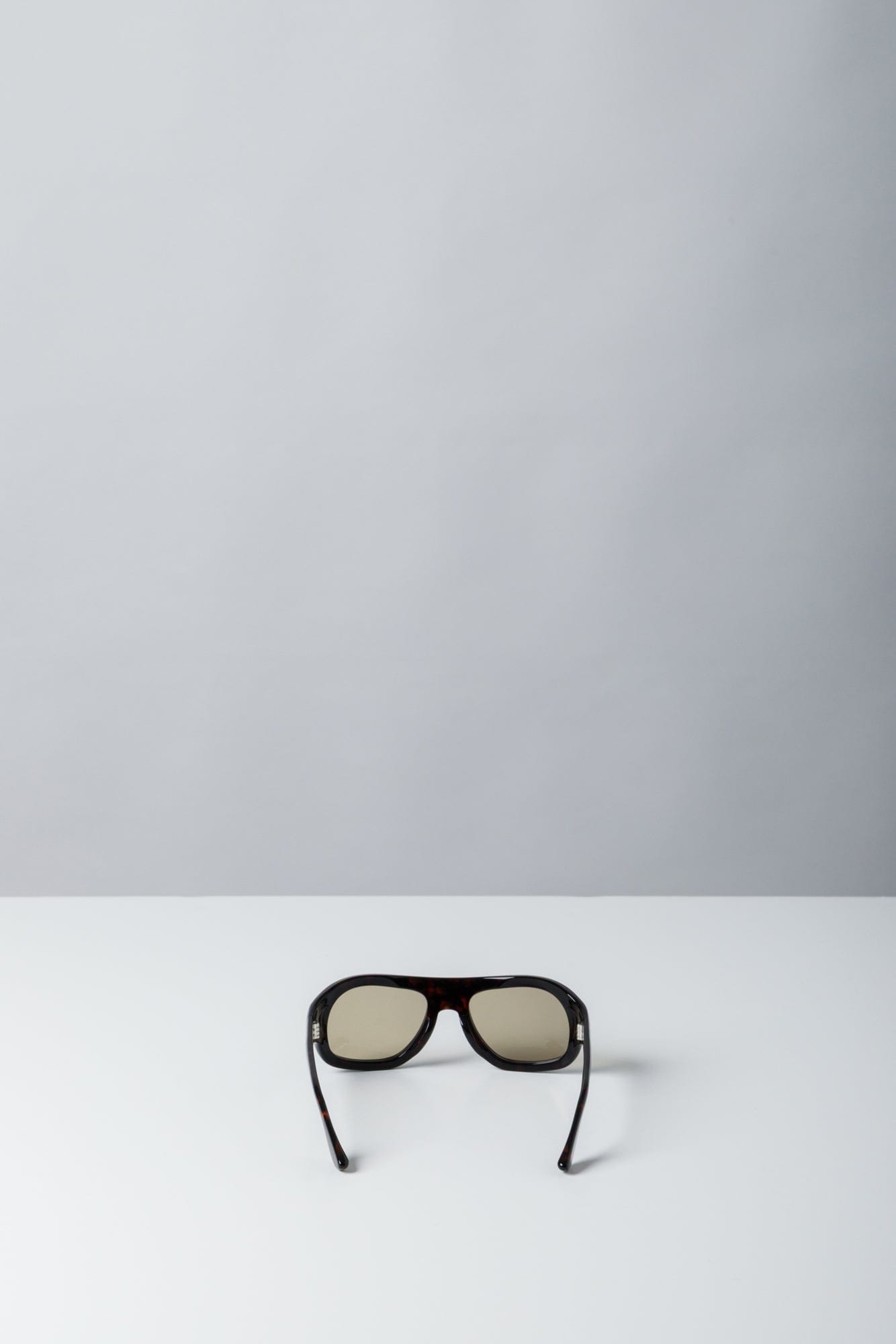 Port Tanger Gray in Olive Lens